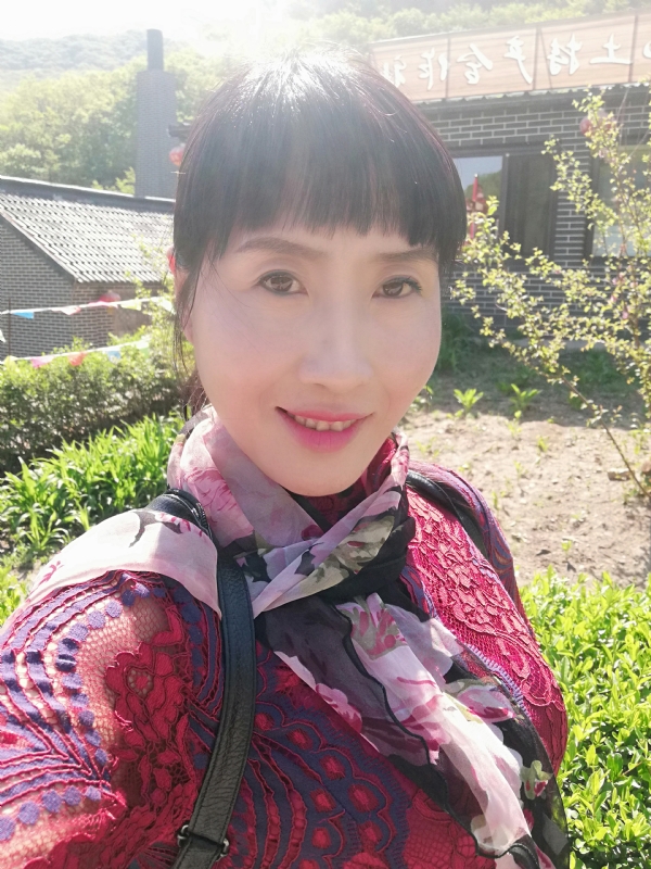 艳阳高照的第一张照片--太原相亲服务中心