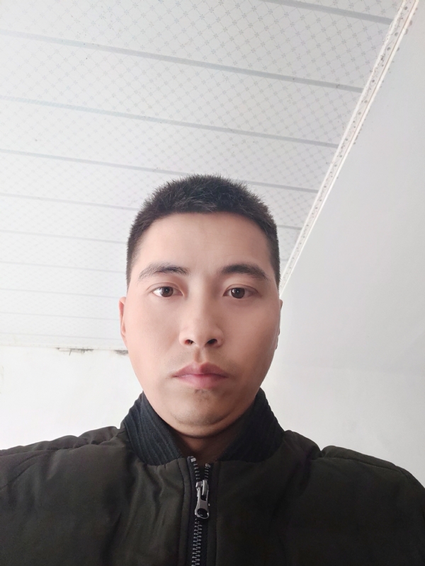 远望星空的第一张照片--太原相亲服务中心