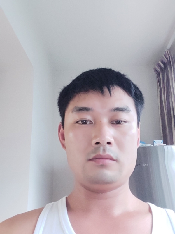 MM的第三张照片--太原相亲服务中心