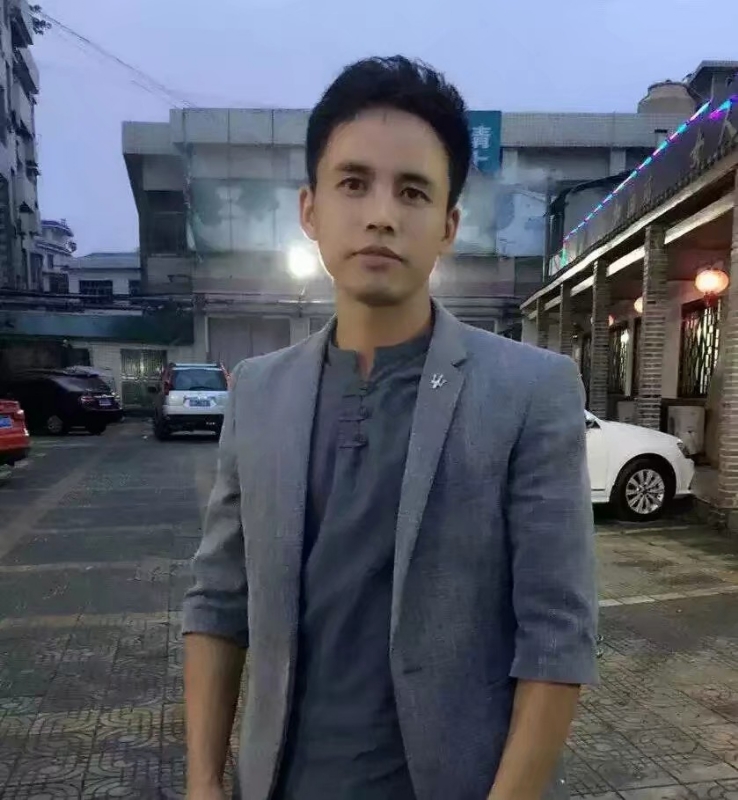 华谢的第一张照片--太原相亲服务中心