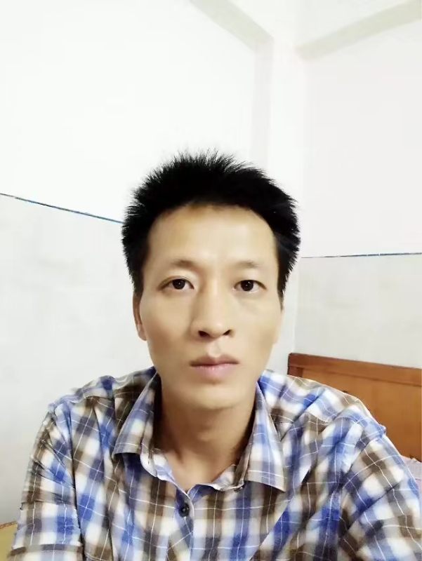 流年未亡的第一张照片--太原相亲服务中心