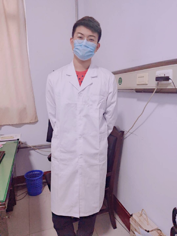 Leslie的第一张照片--太原相亲服务中心