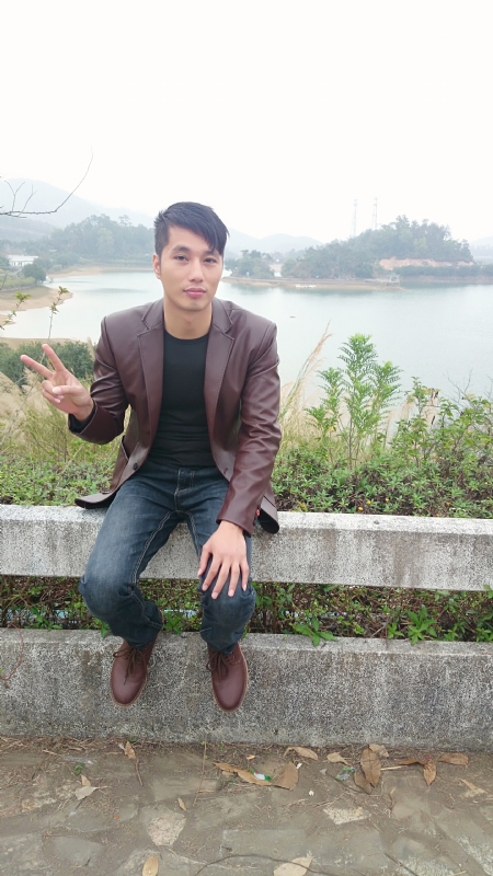 达尔的第一张照片--太原相亲服务中心