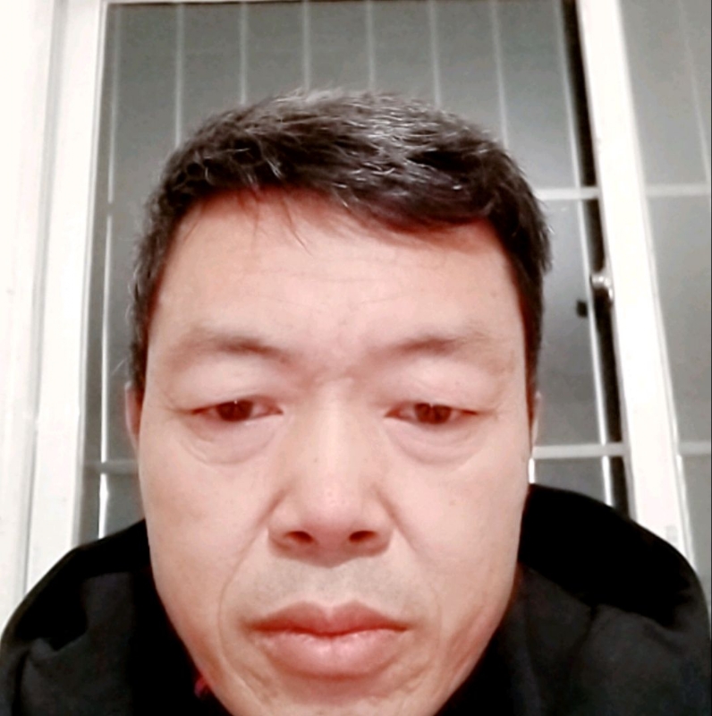 心静的第一张照片--太原相亲服务中心