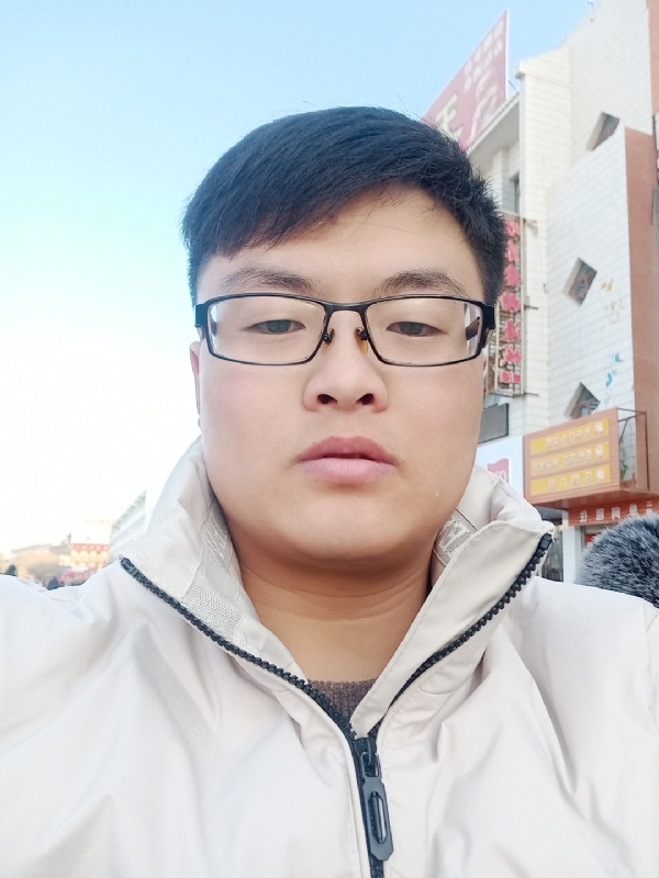 执子之手与子偕老的第一张照片--太原相亲服务中心