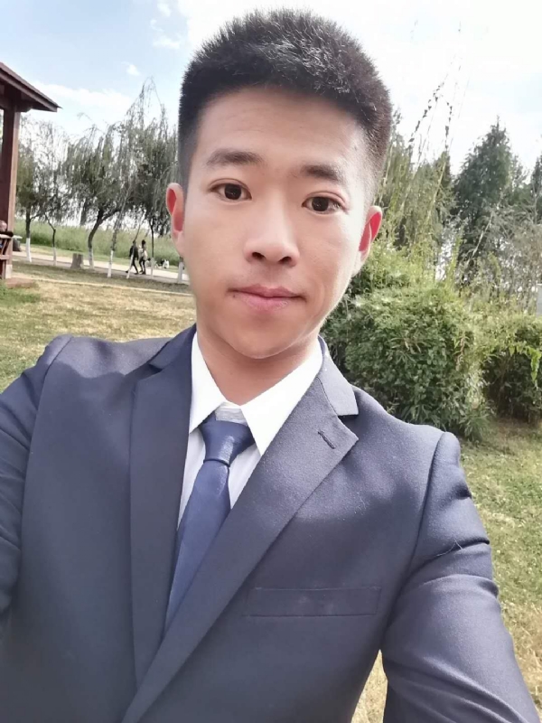 昌先生的第一张照片--太原相亲服务中心