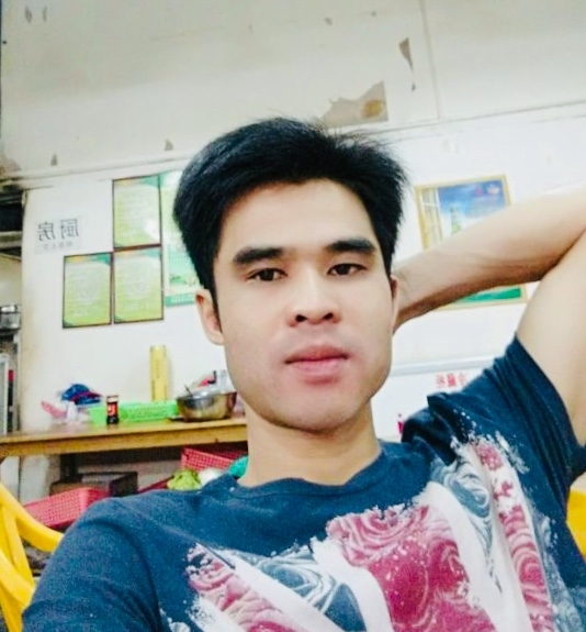 Huang的第一张照片--太原相亲服务中心