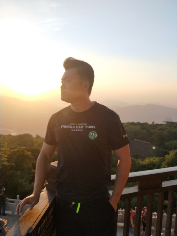 自律的第一张照片--太原相亲服务中心