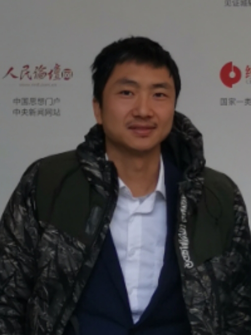 明的第一张照片--太原相亲服务中心