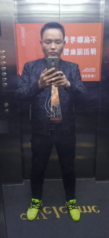 迷失自我的第一张照片--太原相亲服务中心