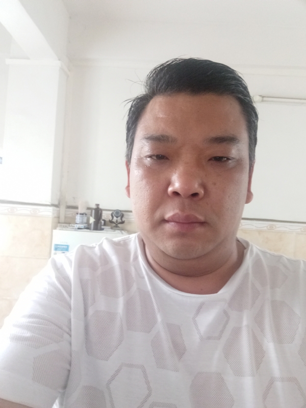 帅帅的第一张照片--太原相亲服务中心