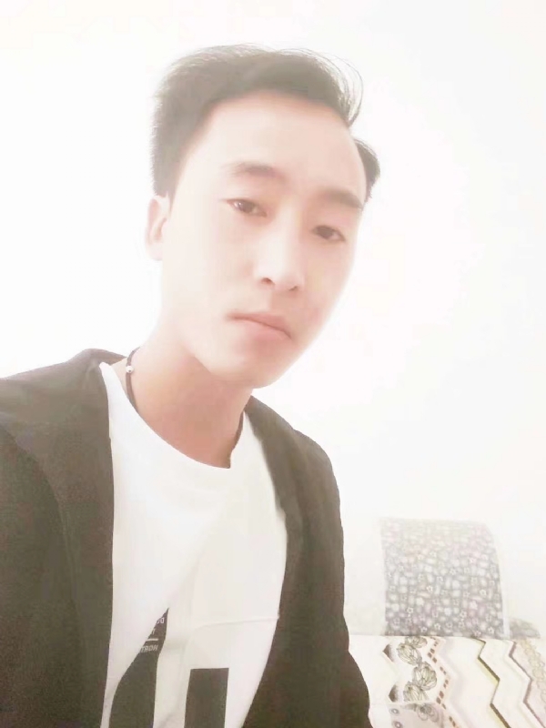 萧艺的第一张照片--太原相亲服务中心