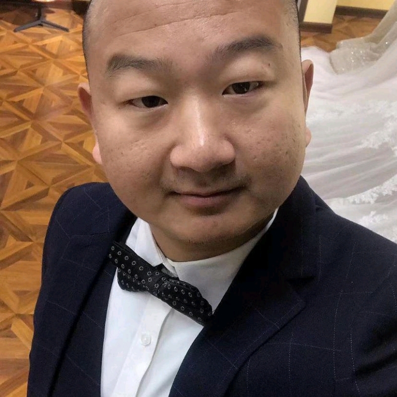 展翅高飞的第一张照片--太原相亲服务中心