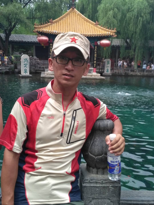 晓峰的第一张照片--太原相亲服务中心