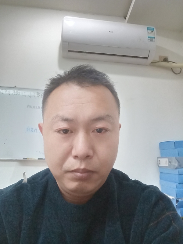 寻找另一半的第二张照片--太原相亲服务中心