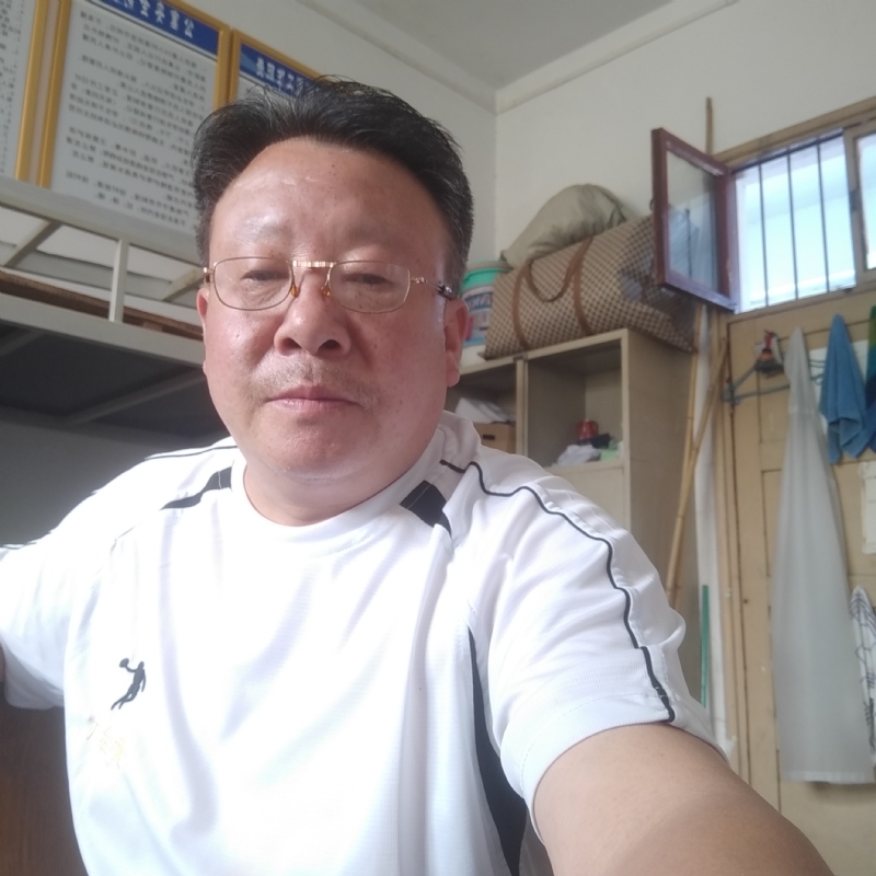 咣次次的第一张照片--太原相亲服务中心