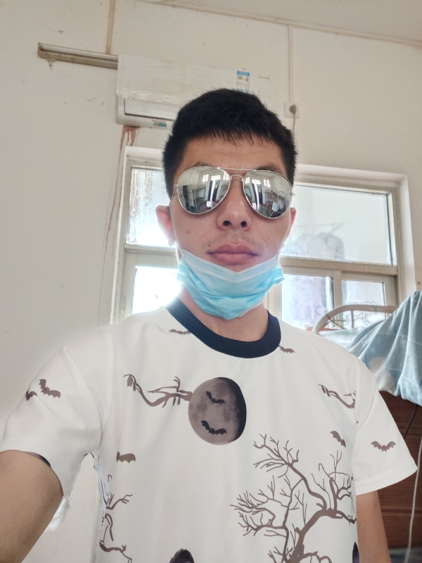 馨荣的第二张照片--太原相亲服务中心