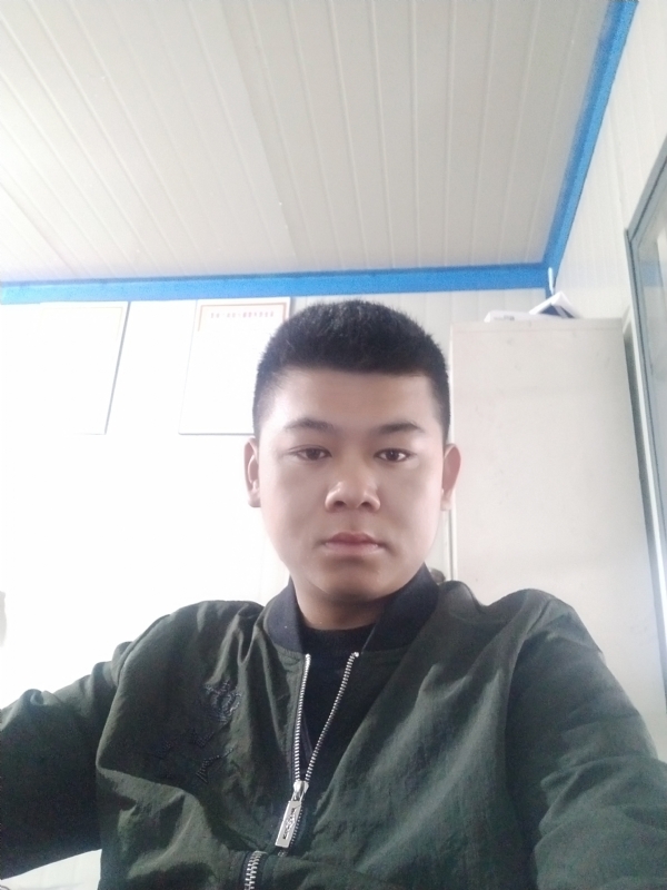 少校的第一张照片--太原相亲服务中心