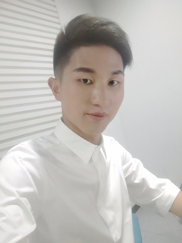 MrLi的第二张照片--太原相亲服务中心