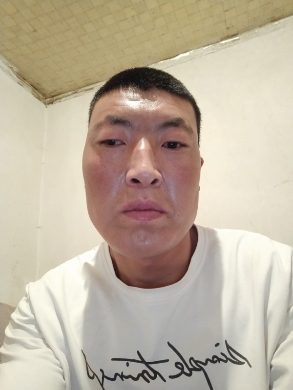 只为遇见你的第一张照片--太原相亲服务中心