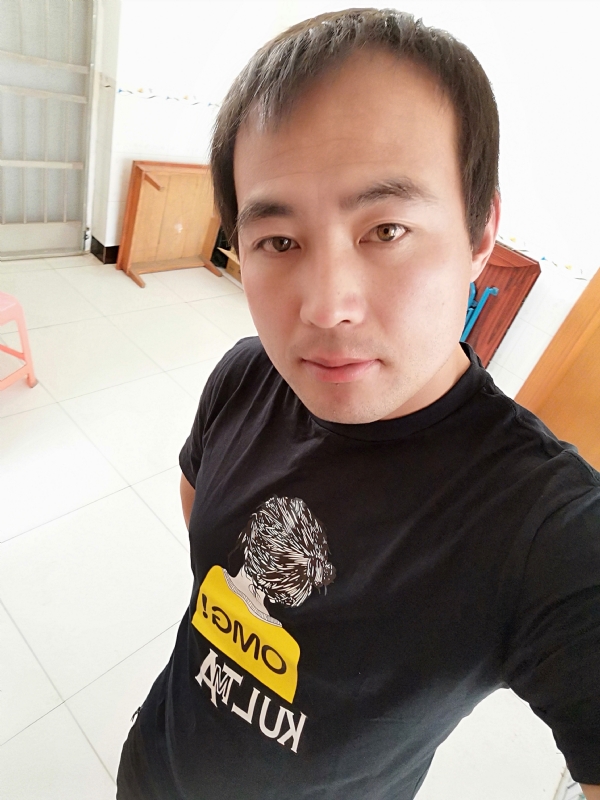 东海龙王的第二张照片--太原相亲服务中心