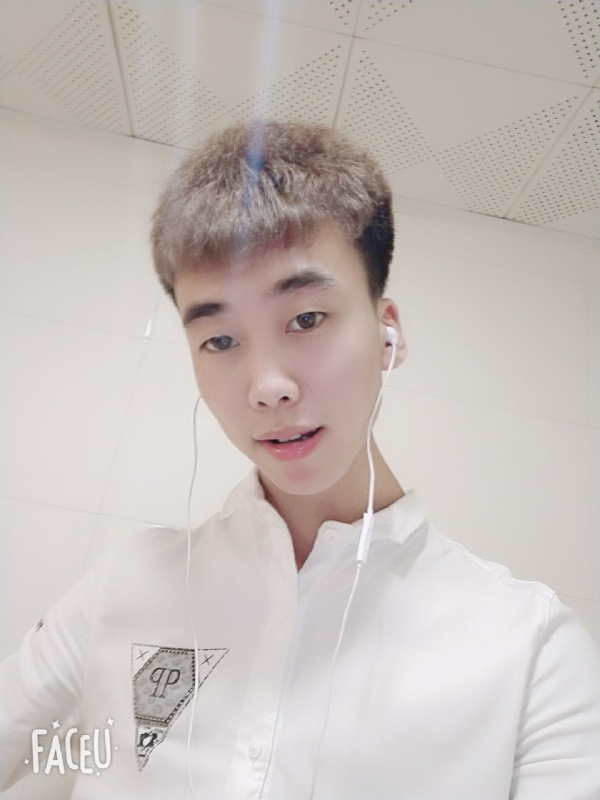 晚枫的第二张照片--太原相亲服务中心