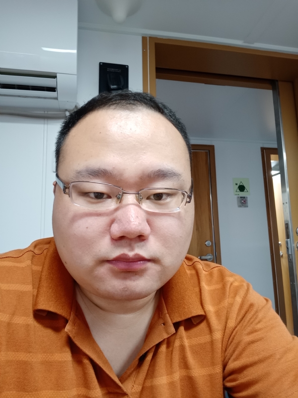 努力爱一次的第一张照片--太原相亲服务中心