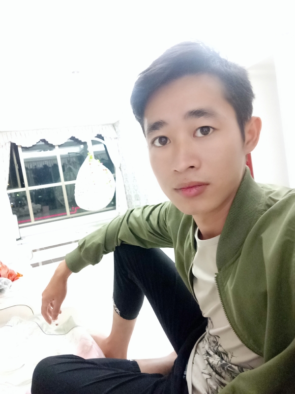 风中飞沙的第一张照片--太原相亲服务中心