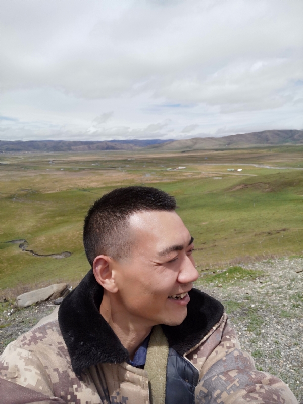 小强的第一张照片--太原相亲服务中心