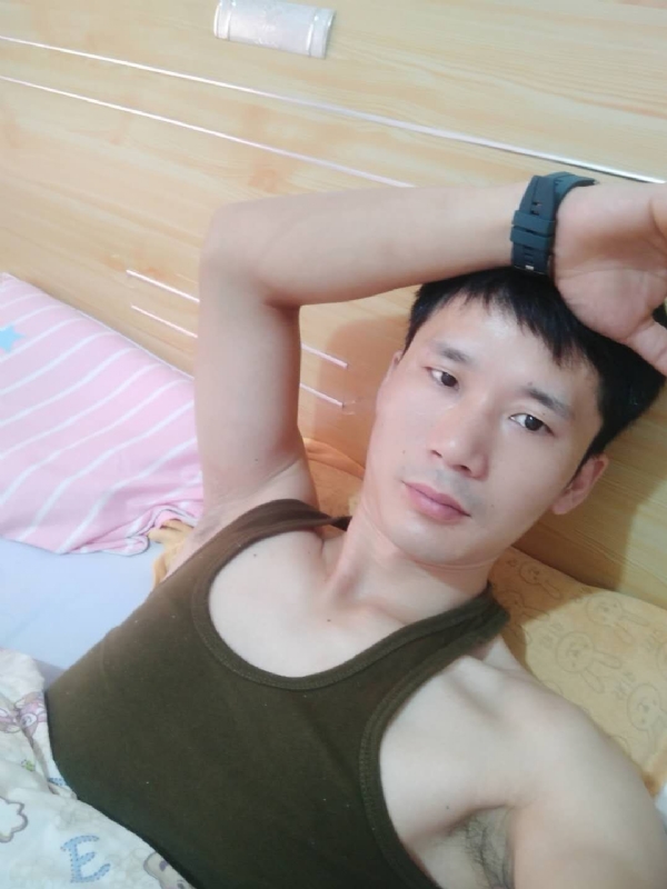 平凡之路的第一张照片--太原相亲服务中心