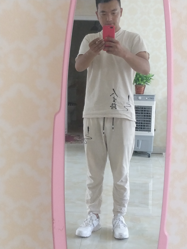 一天一根烟的第一张照片--太原相亲服务中心