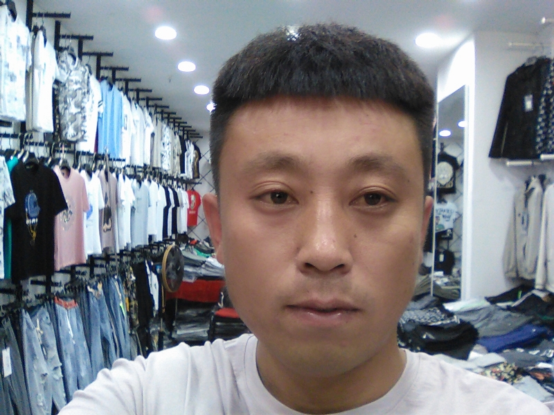 冰冷的心的第二张照片--太原相亲服务中心