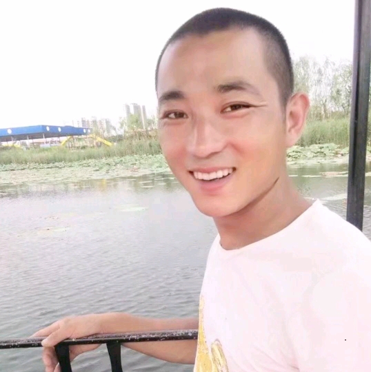 为你等候的第二张照片--太原相亲服务中心