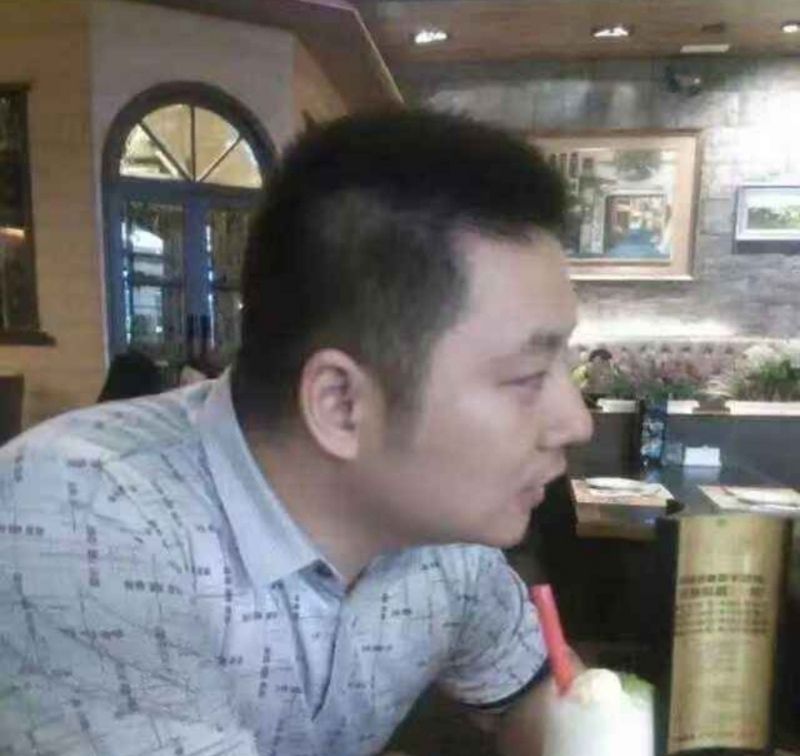 明月^清风的第二张照片--太原相亲服务中心