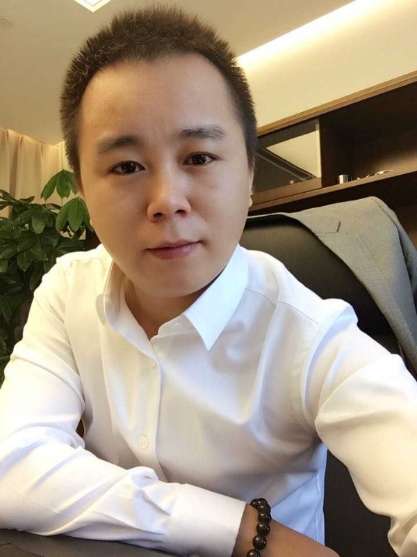 天若有情的第一张照片--太原相亲服务中心