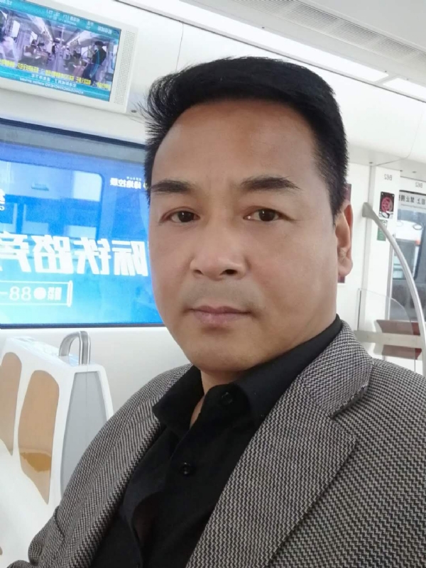 雪豹的第二张照片--太原相亲服务中心