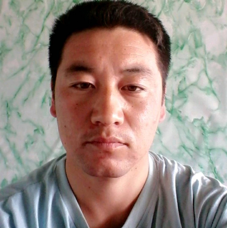 寻找另一半的第三张照片--太原相亲服务中心