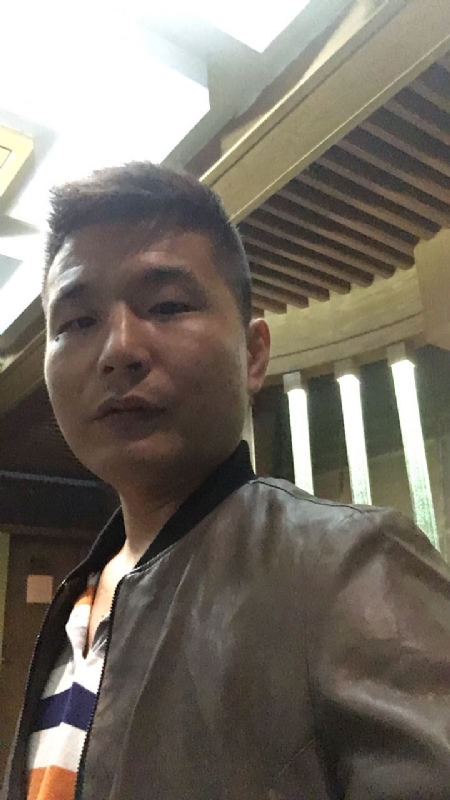 古月的第三张照片--太原相亲服务中心