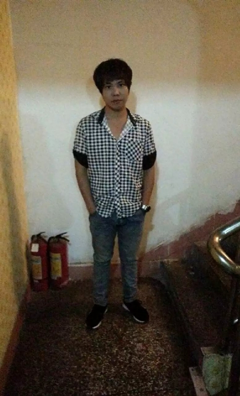 单身征婚的第一张照片--太原相亲服务中心