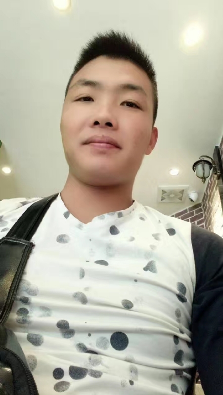 吃生蚝的小乖乖的第一张照片--太原相亲服务中心