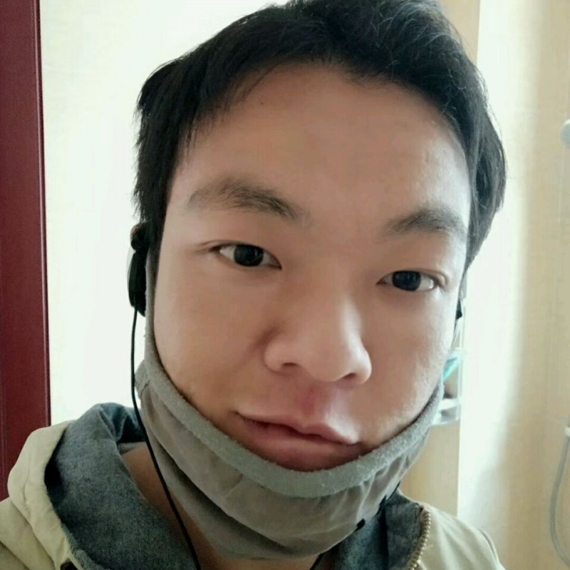 泡沫哭泣的第一张照片--太原相亲服务中心