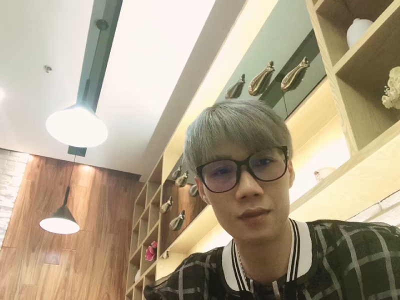 黄峰的第一张照片--太原相亲服务中心