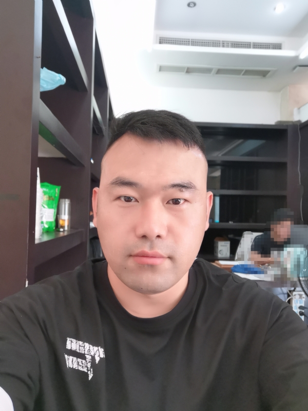 香菇稻草人的第一张照片--太原相亲服务中心