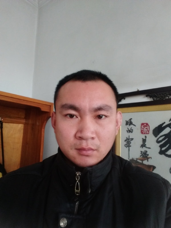 一江春水的第三张照片--太原相亲服务中心