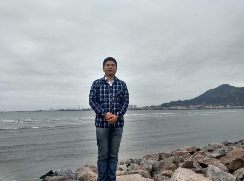 在奋斗的第二张照片--太原相亲服务中心