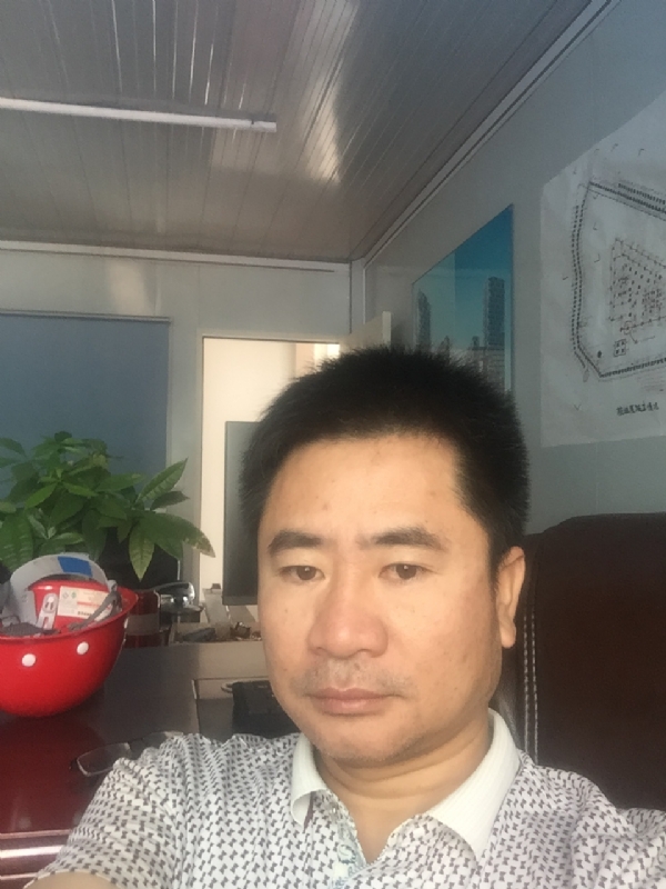 一步之遥的第一张照片--太原相亲服务中心