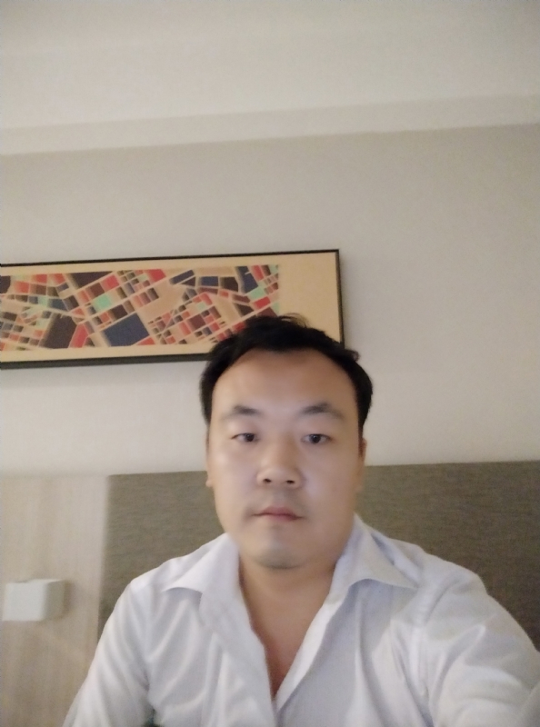 落叶寂寞的第一张照片--太原相亲服务中心