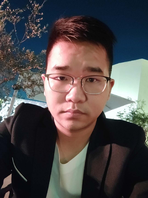 在路上的第一张照片--太原相亲服务中心