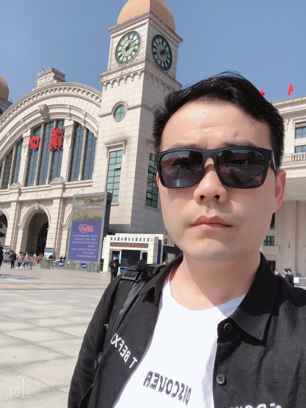 楚河畔的第一张照片--太原相亲服务中心