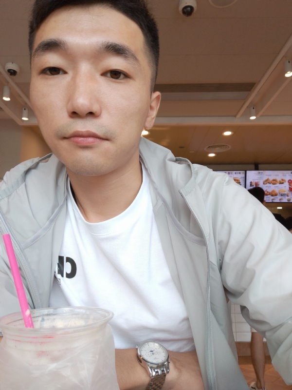 须臾数年的第三张照片--太原相亲服务中心